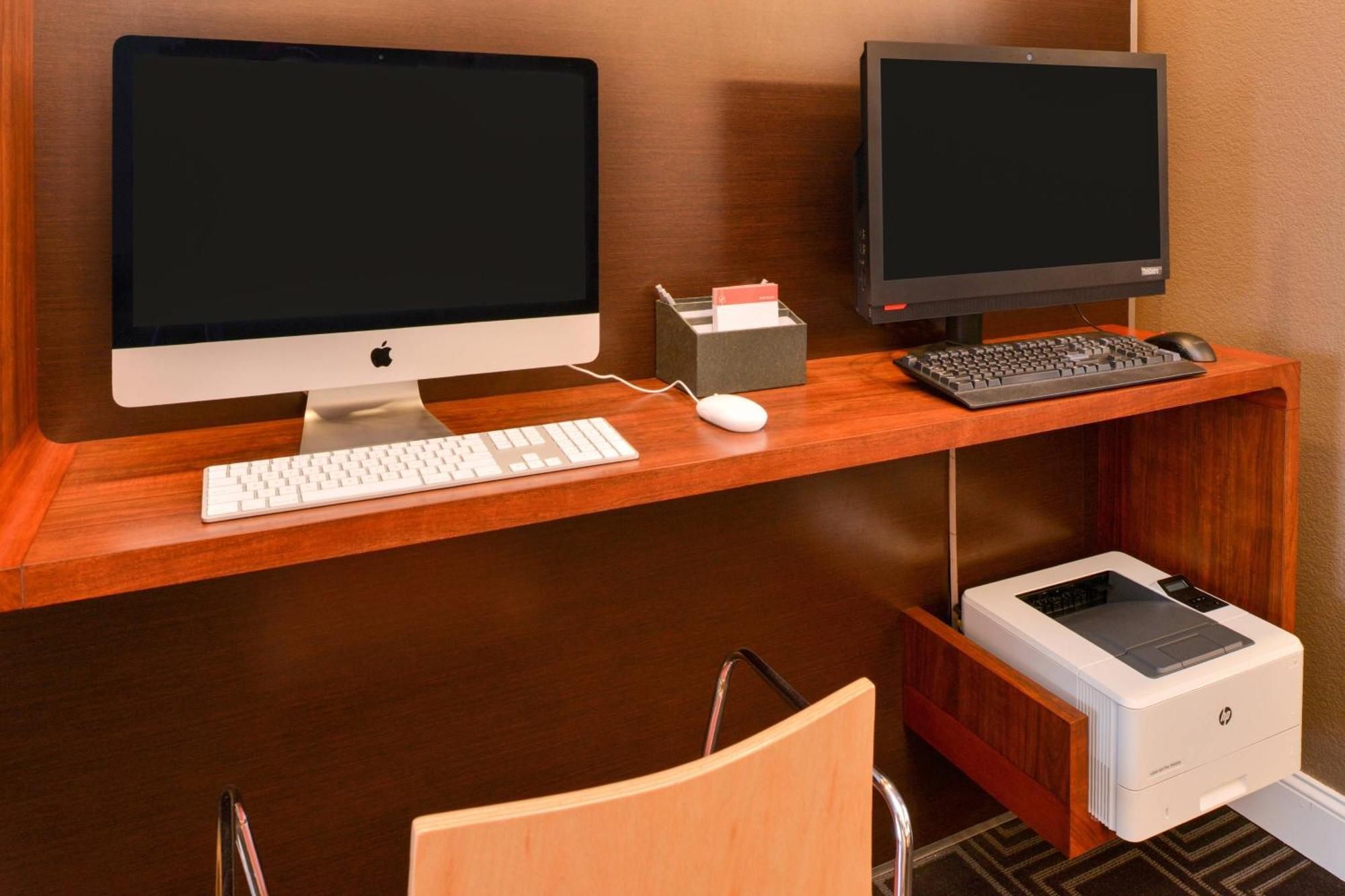 Towneplace By Marriott West/redstone Gateway Hotel